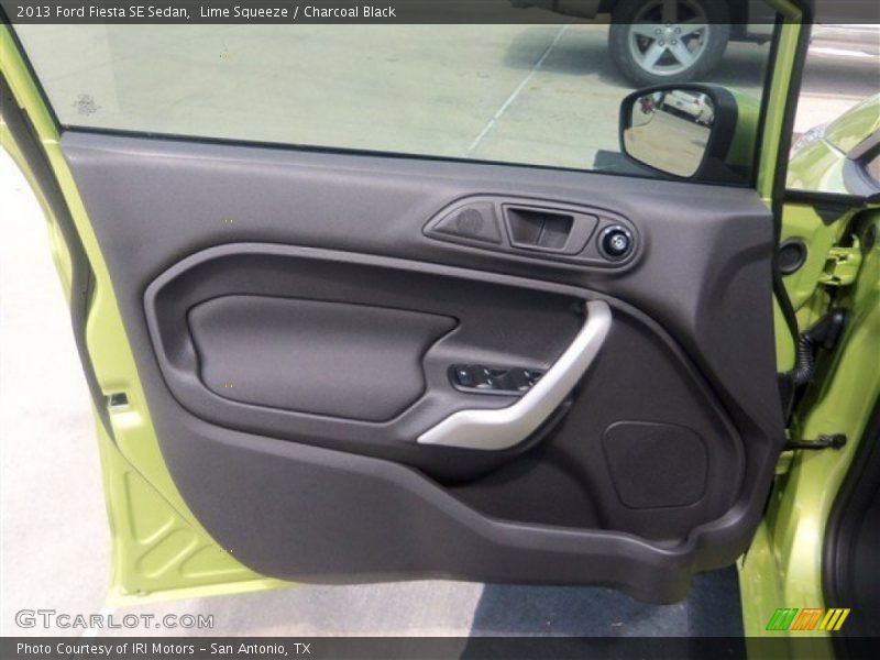 Lime Squeeze / Charcoal Black 2013 Ford Fiesta SE Sedan