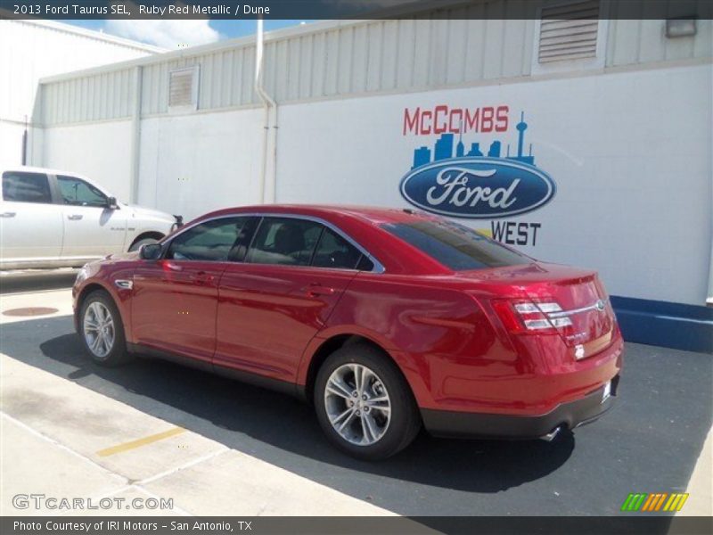 Ruby Red Metallic / Dune 2013 Ford Taurus SEL