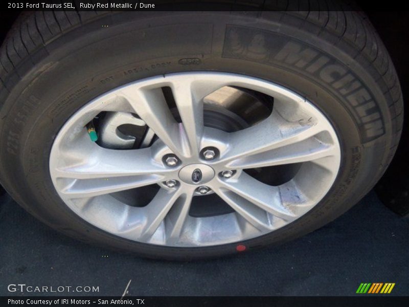 Ruby Red Metallic / Dune 2013 Ford Taurus SEL