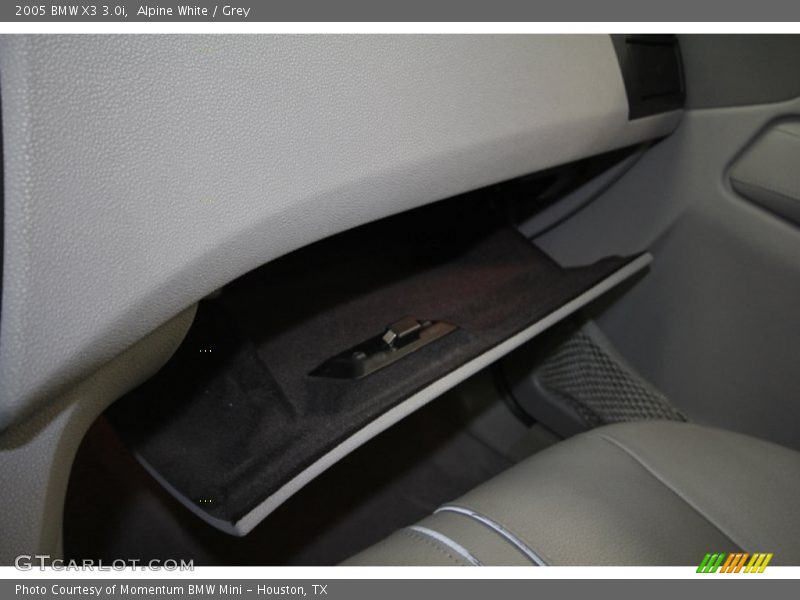 Alpine White / Grey 2005 BMW X3 3.0i