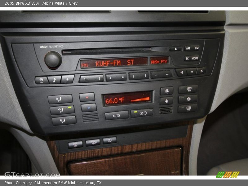 Alpine White / Grey 2005 BMW X3 3.0i