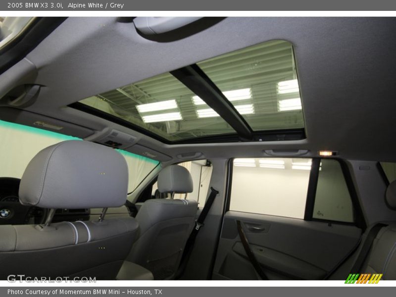 Alpine White / Grey 2005 BMW X3 3.0i