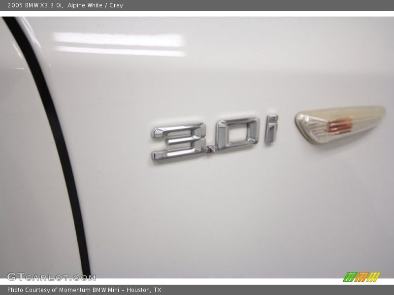 Alpine White / Grey 2005 BMW X3 3.0i