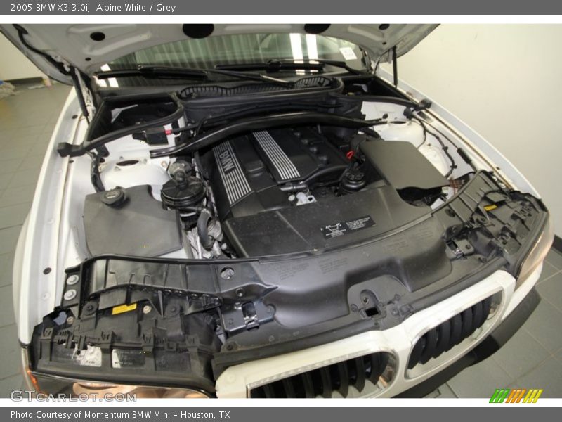 Alpine White / Grey 2005 BMW X3 3.0i