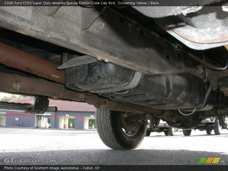 Undercarriage of 2006 F250 Super Duty Amarillo Special Edition Crew Cab 4x4