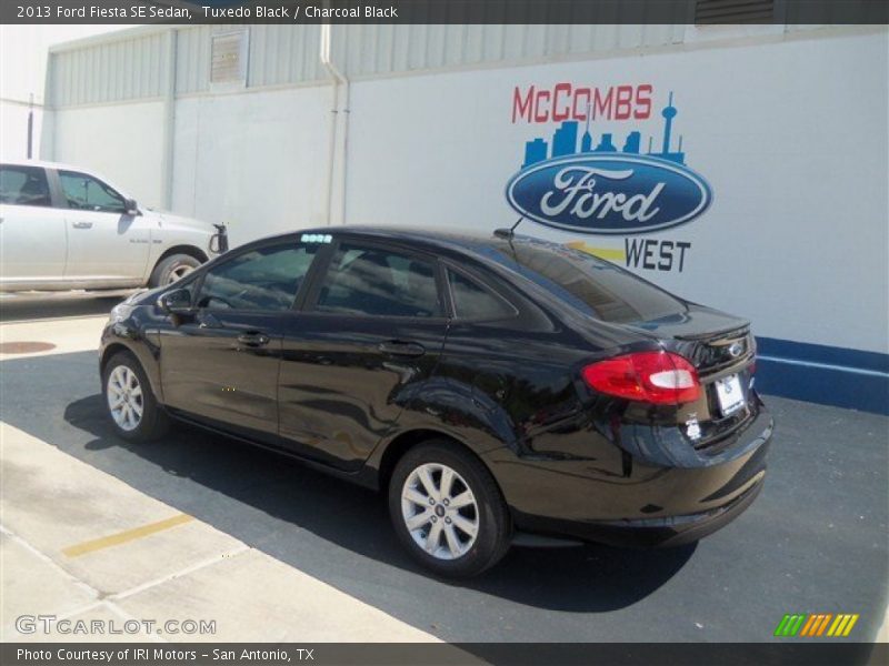 Tuxedo Black / Charcoal Black 2013 Ford Fiesta SE Sedan