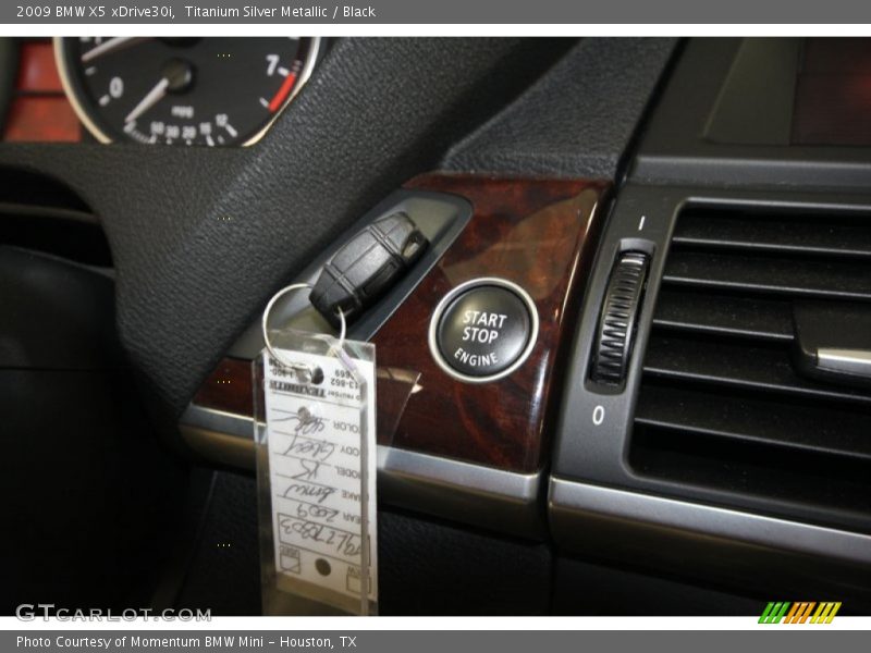 Titanium Silver Metallic / Black 2009 BMW X5 xDrive30i
