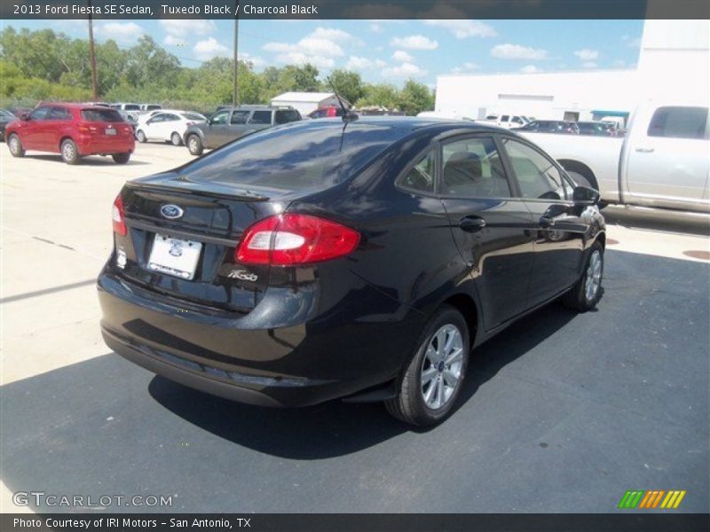 Tuxedo Black / Charcoal Black 2013 Ford Fiesta SE Sedan