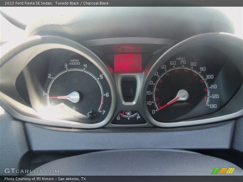 Tuxedo Black / Charcoal Black 2013 Ford Fiesta SE Sedan