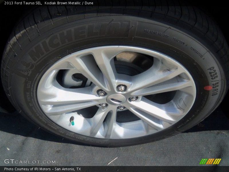 Kodiak Brown Metallic / Dune 2013 Ford Taurus SEL