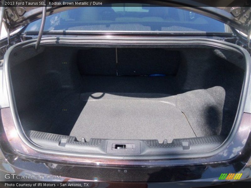 Kodiak Brown Metallic / Dune 2013 Ford Taurus SEL