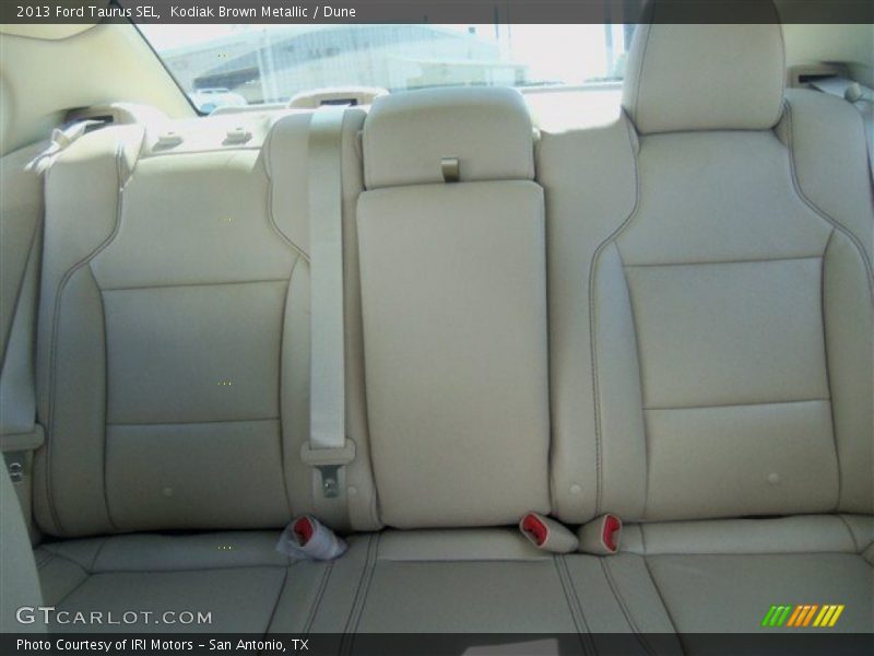 Kodiak Brown Metallic / Dune 2013 Ford Taurus SEL