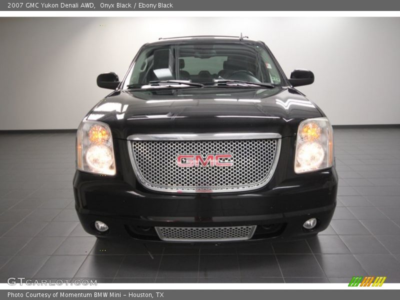 Onyx Black / Ebony Black 2007 GMC Yukon Denali AWD