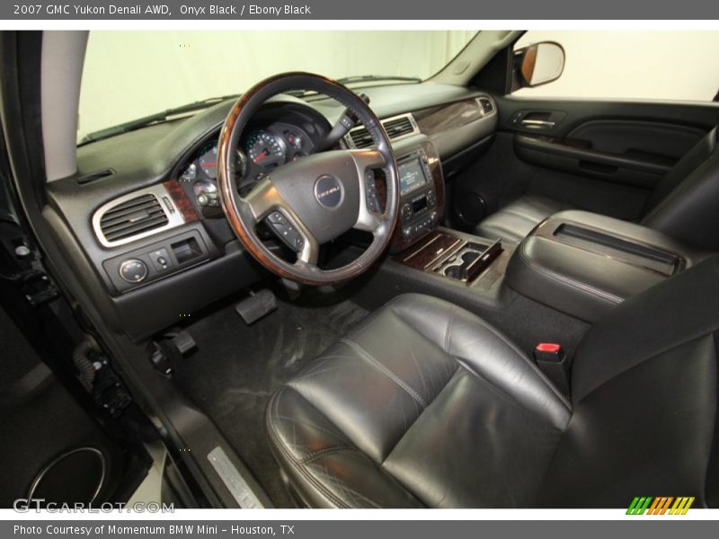 Onyx Black / Ebony Black 2007 GMC Yukon Denali AWD