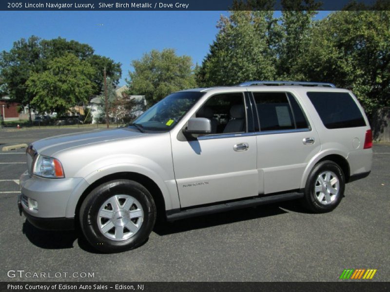 Silver Birch Metallic / Dove Grey 2005 Lincoln Navigator Luxury