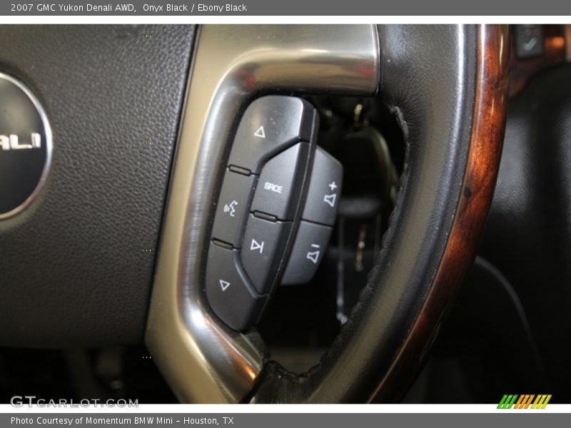 Onyx Black / Ebony Black 2007 GMC Yukon Denali AWD
