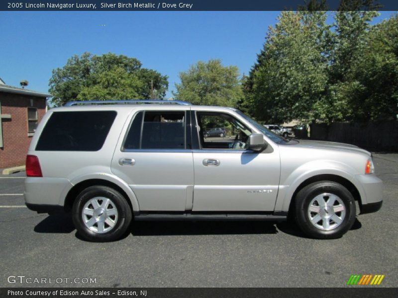 Silver Birch Metallic / Dove Grey 2005 Lincoln Navigator Luxury