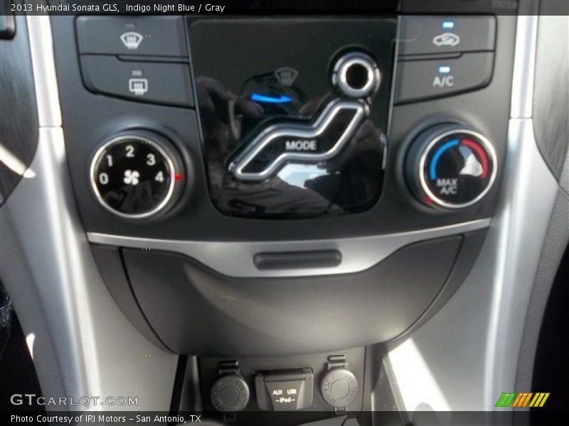 Indigo Night Blue / Gray 2013 Hyundai Sonata GLS