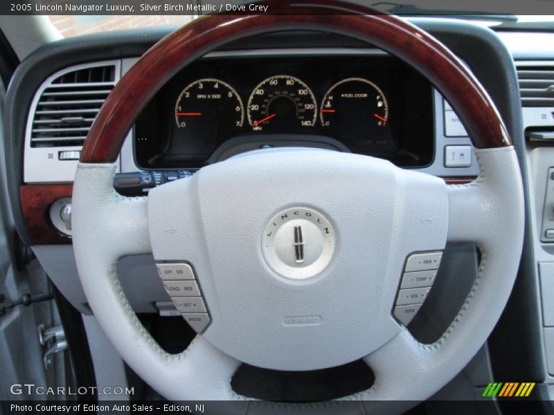 Silver Birch Metallic / Dove Grey 2005 Lincoln Navigator Luxury