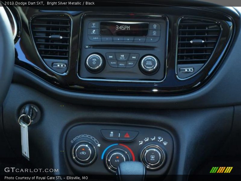 Bright Silver Metallic / Black 2013 Dodge Dart SXT