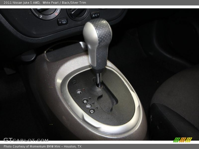 White Pearl / Black/Silver Trim 2011 Nissan Juke S AWD