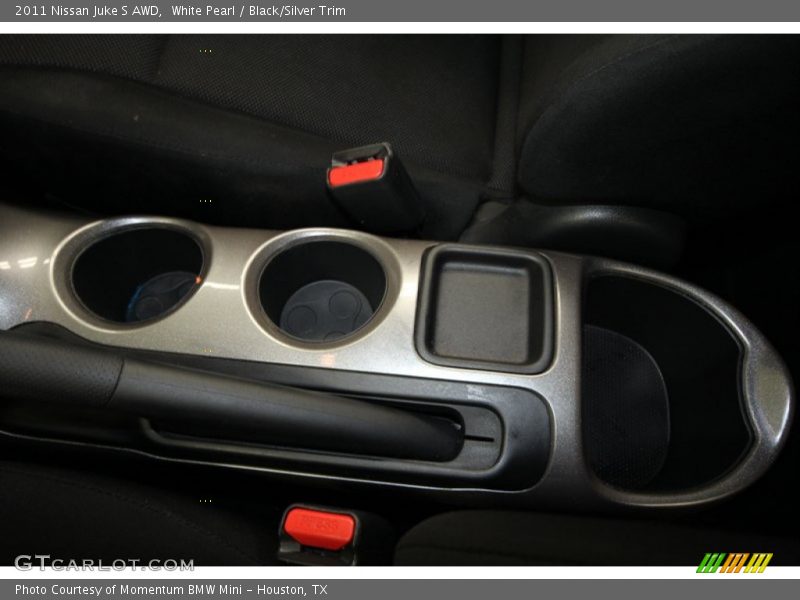 White Pearl / Black/Silver Trim 2011 Nissan Juke S AWD
