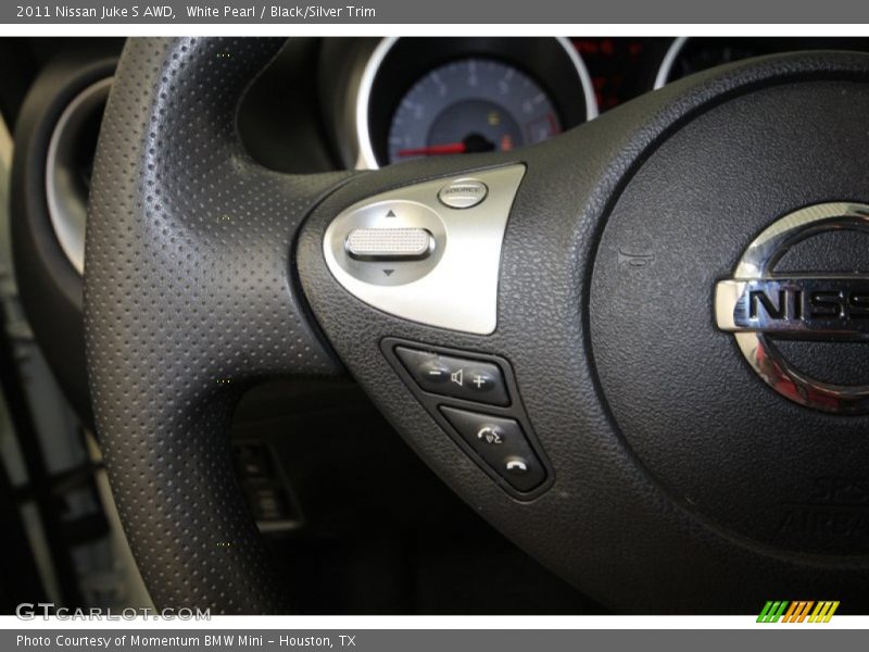 White Pearl / Black/Silver Trim 2011 Nissan Juke S AWD