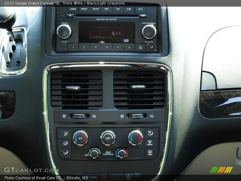 Stone White / Black/Light Graystone 2013 Dodge Grand Caravan SE