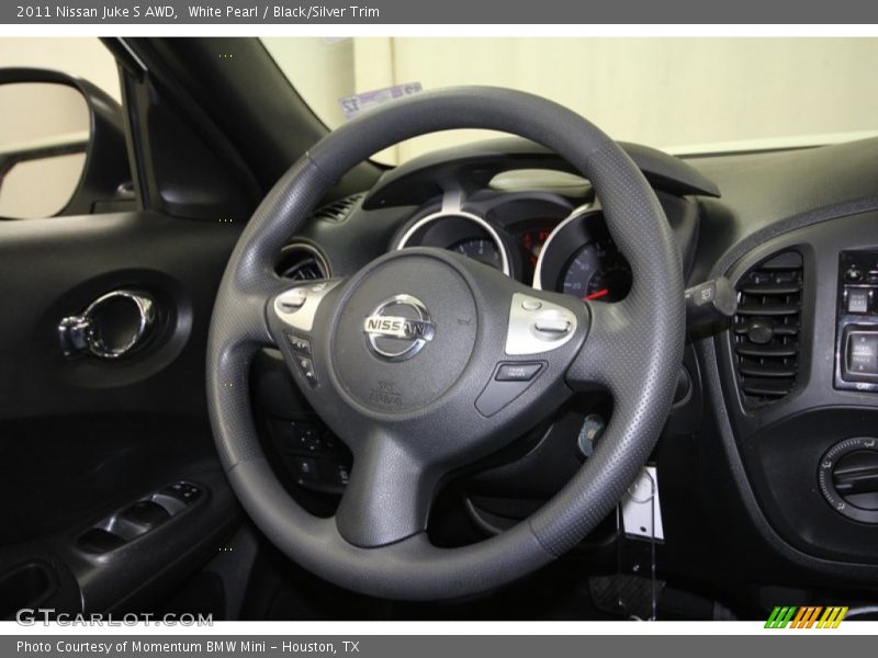 White Pearl / Black/Silver Trim 2011 Nissan Juke S AWD