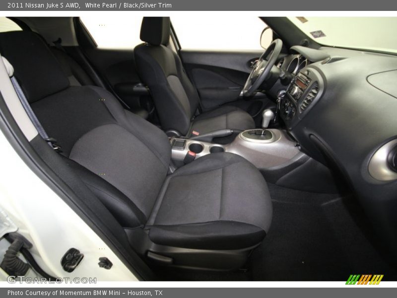 White Pearl / Black/Silver Trim 2011 Nissan Juke S AWD