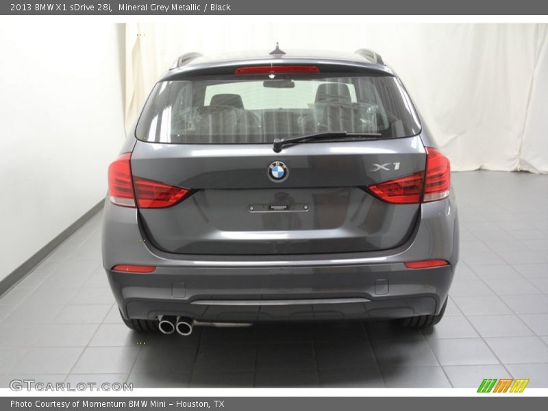 Mineral Grey Metallic / Black 2013 BMW X1 sDrive 28i