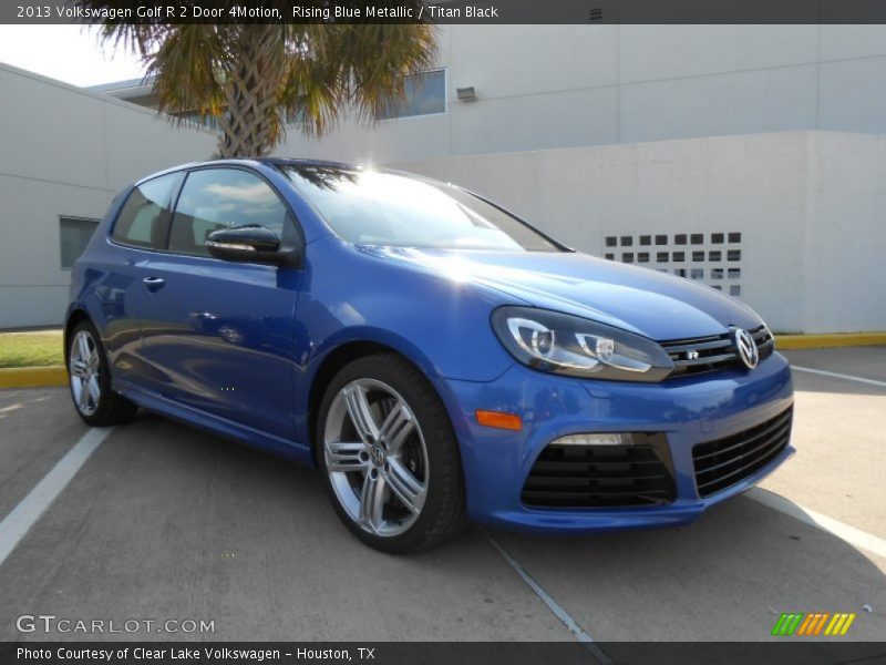 Front 3/4 View of 2013 Golf R 2 Door 4Motion