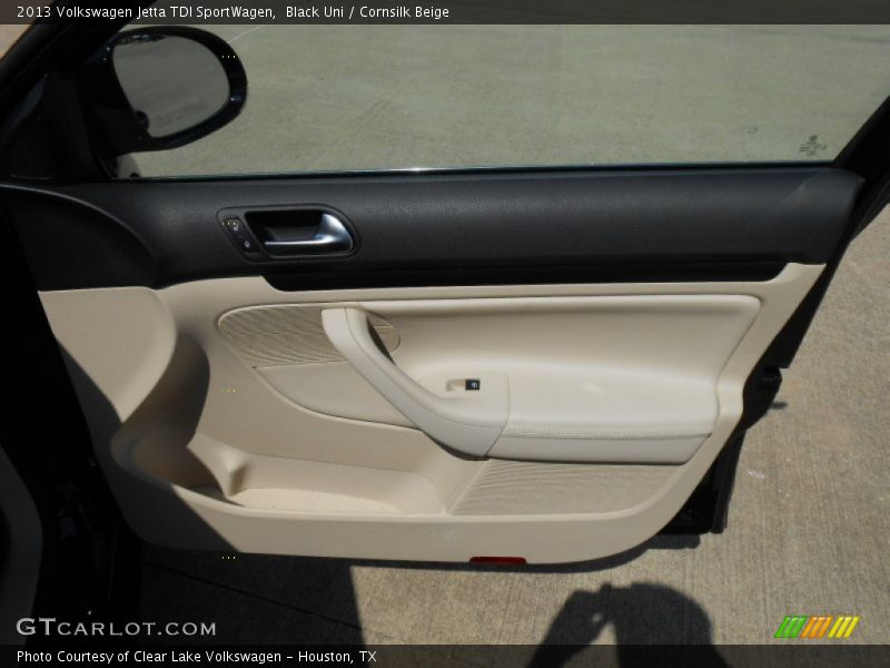 Black Uni / Cornsilk Beige 2013 Volkswagen Jetta TDI SportWagen
