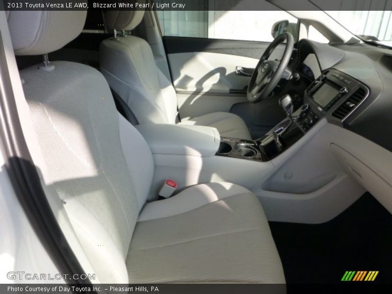 Blizzard White Pearl / Light Gray 2013 Toyota Venza LE AWD