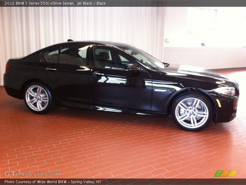 Jet Black / Black 2013 BMW 5 Series 550i xDrive Sedan