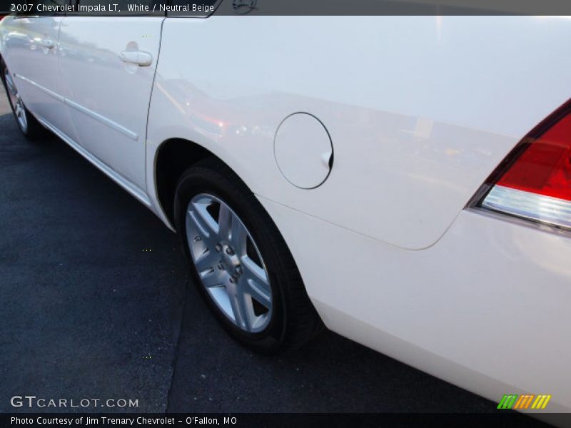 White / Neutral Beige 2007 Chevrolet Impala LT