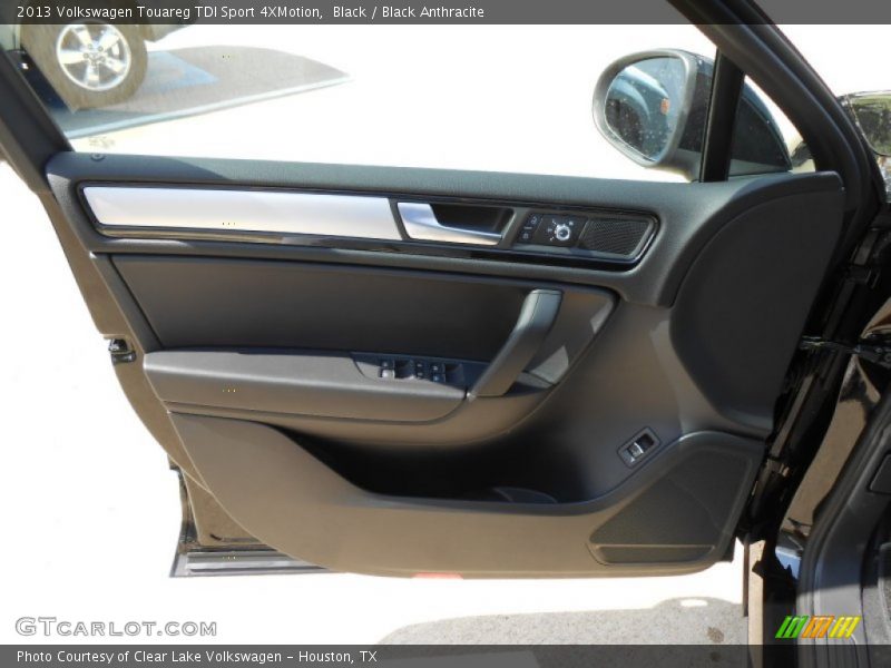 Door Panel of 2013 Touareg TDI Sport 4XMotion