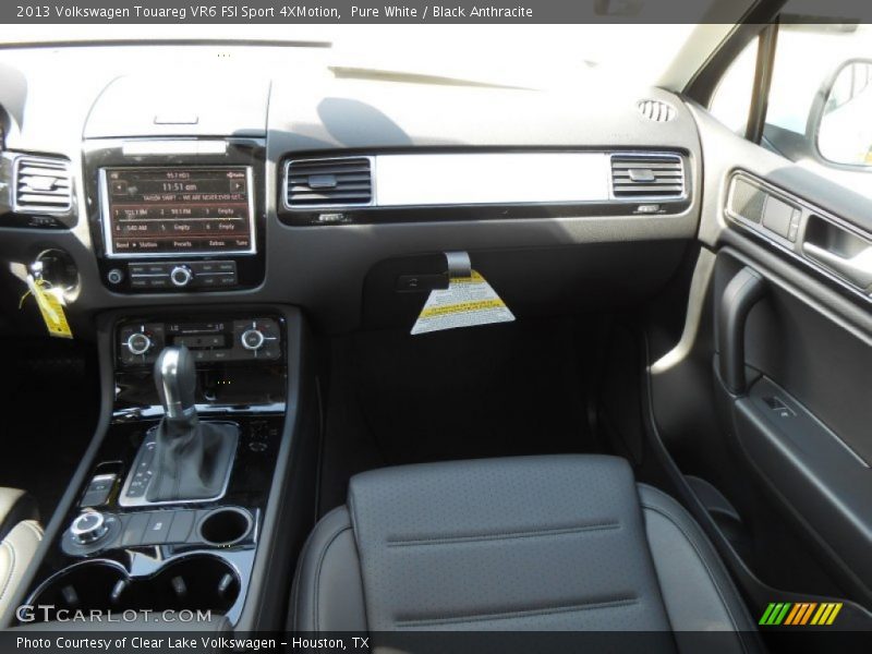 Pure White / Black Anthracite 2013 Volkswagen Touareg VR6 FSI Sport 4XMotion