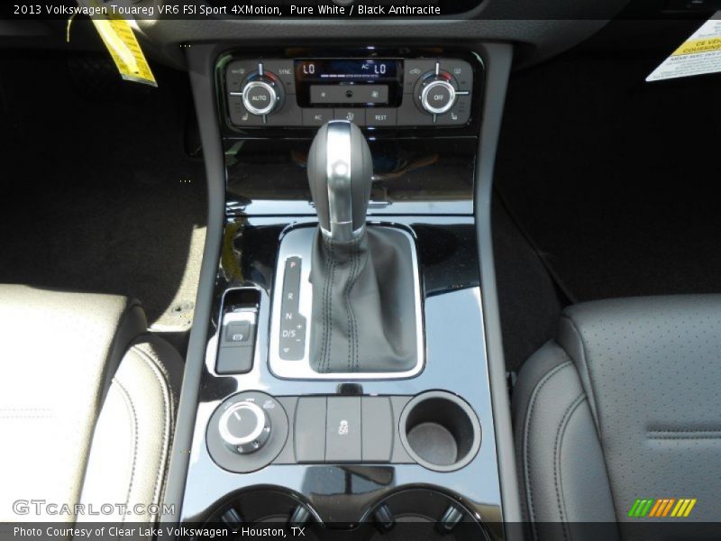Pure White / Black Anthracite 2013 Volkswagen Touareg VR6 FSI Sport 4XMotion