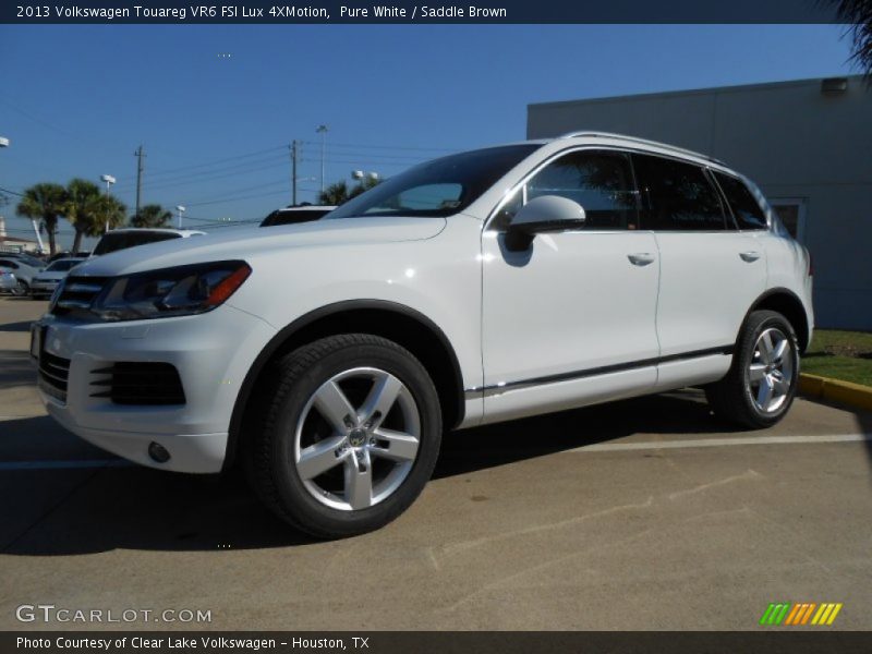 Front 3/4 View of 2013 Touareg VR6 FSI Lux 4XMotion
