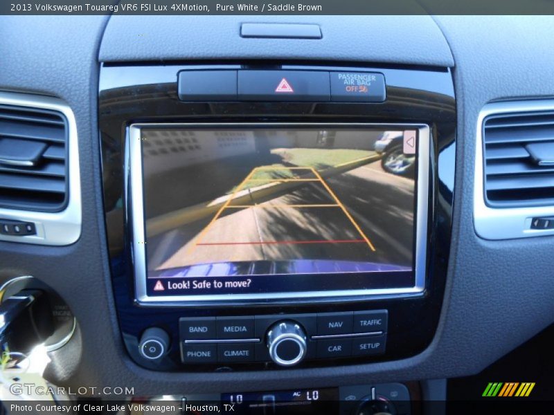 Pure White / Saddle Brown 2013 Volkswagen Touareg VR6 FSI Lux 4XMotion