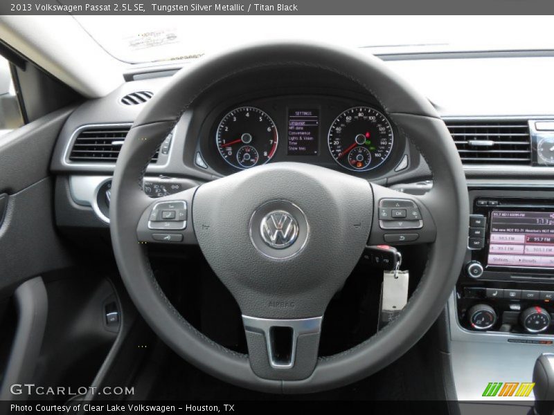Tungsten Silver Metallic / Titan Black 2013 Volkswagen Passat 2.5L SE