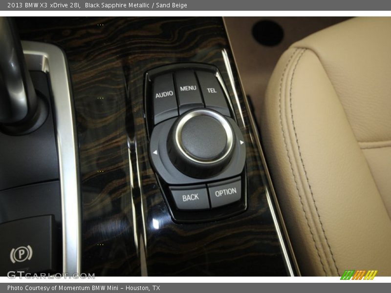 Controls of 2013 X3 xDrive 28i