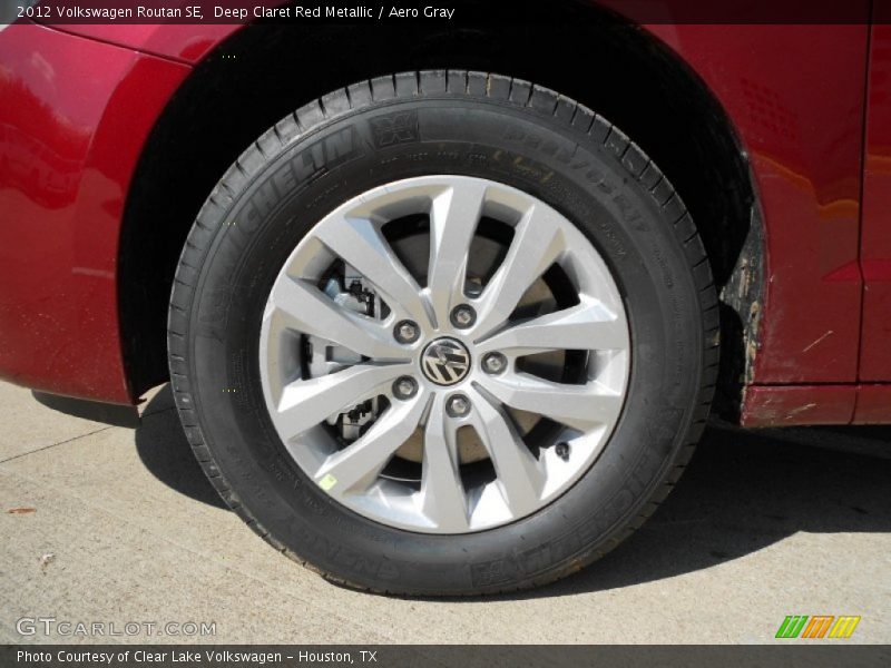 Deep Claret Red Metallic / Aero Gray 2012 Volkswagen Routan SE
