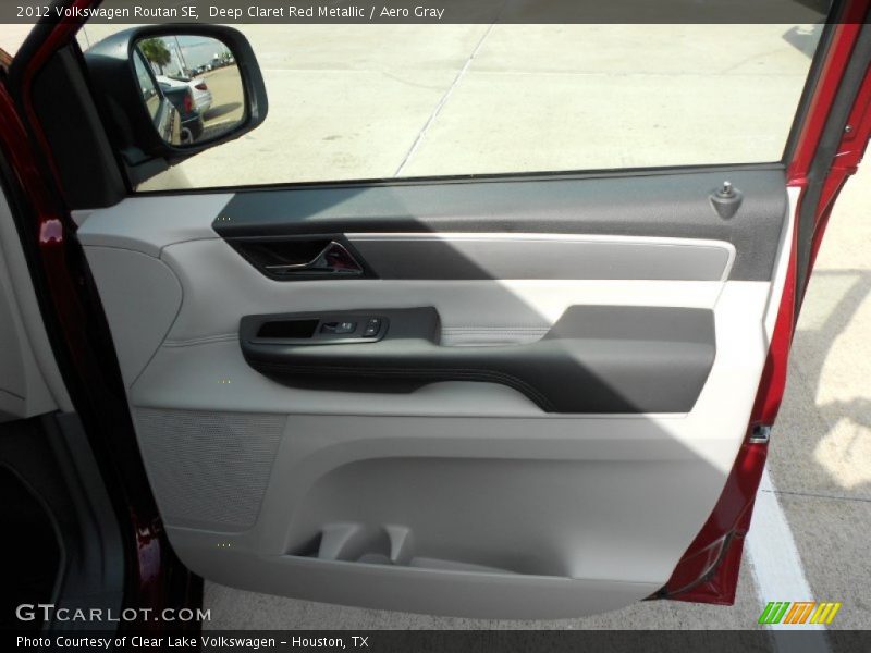 Deep Claret Red Metallic / Aero Gray 2012 Volkswagen Routan SE