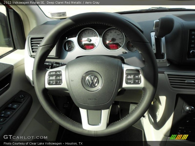 Deep Claret Red Metallic / Aero Gray 2012 Volkswagen Routan SE