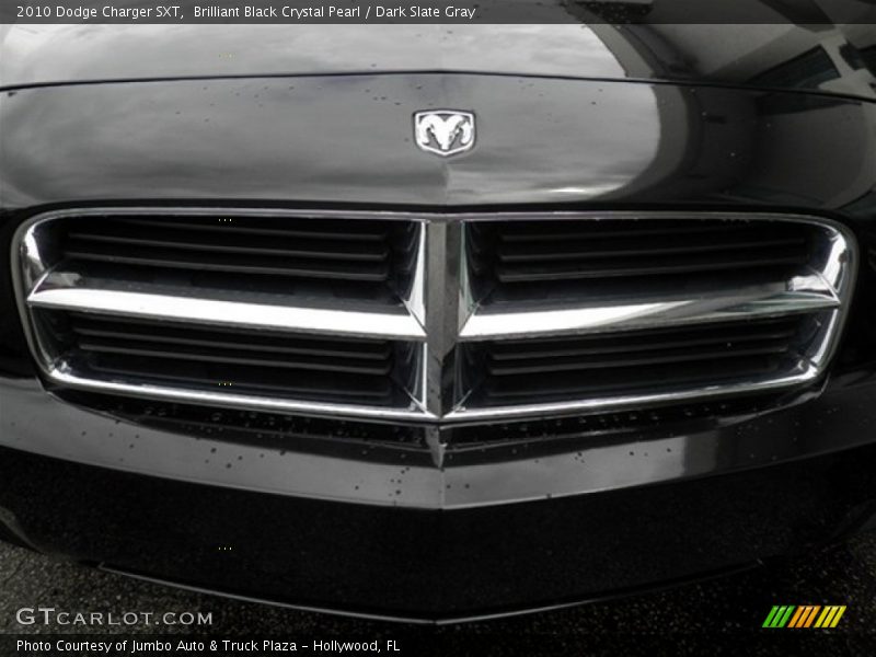 Brilliant Black Crystal Pearl / Dark Slate Gray 2010 Dodge Charger SXT
