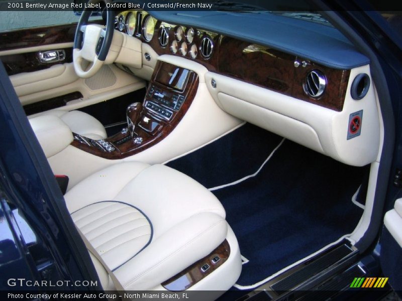 Dashboard of 2001 Arnage Red Label