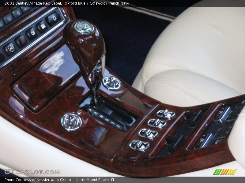Controls of 2001 Arnage Red Label