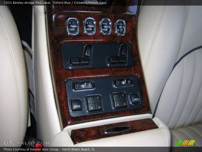 Controls of 2001 Arnage Red Label